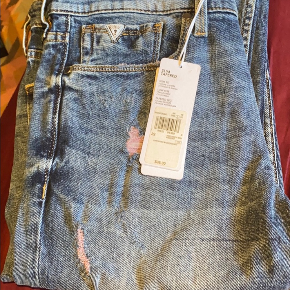 Men’s Guess Jeans Size 32, Tapered Slim